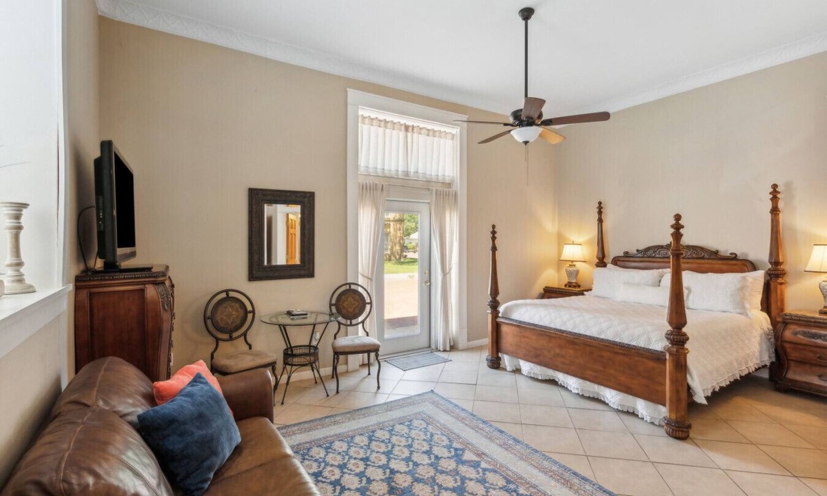 Eastland Hotel | The Justin Room at The Eastland Historic Hotel