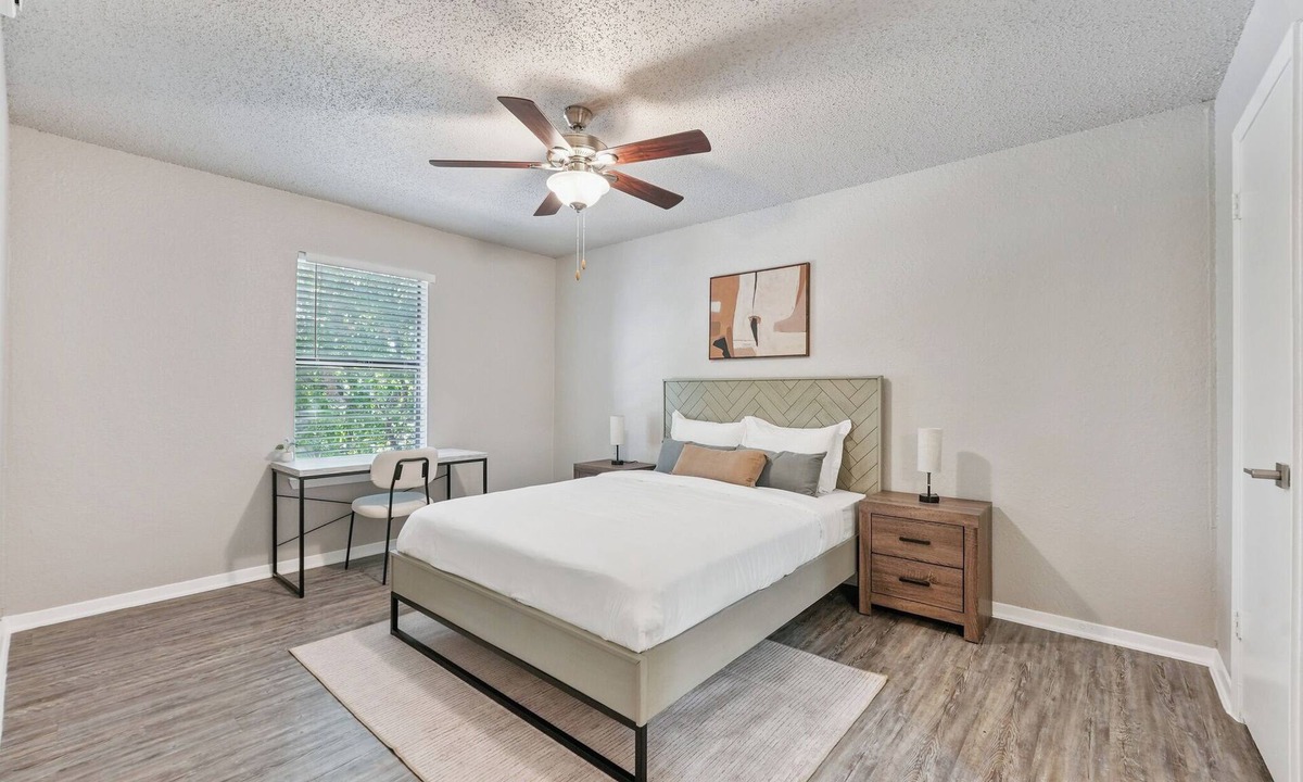 North Arlington Apartment | The Landry 326 | Spacious and Cozy 2 Bedroom 2bth