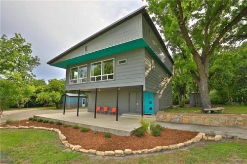 Coleman House | The Loft at Stardust Retreat