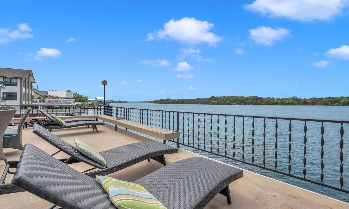 Marble Falls House | The Lookout- Lakefront w/2 Kitchens, Dock, Views