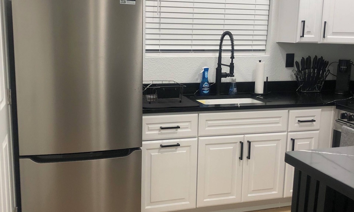 Norfolk - Virginia Beach Apartment | The Magnolia JEM With A Private Entrance
