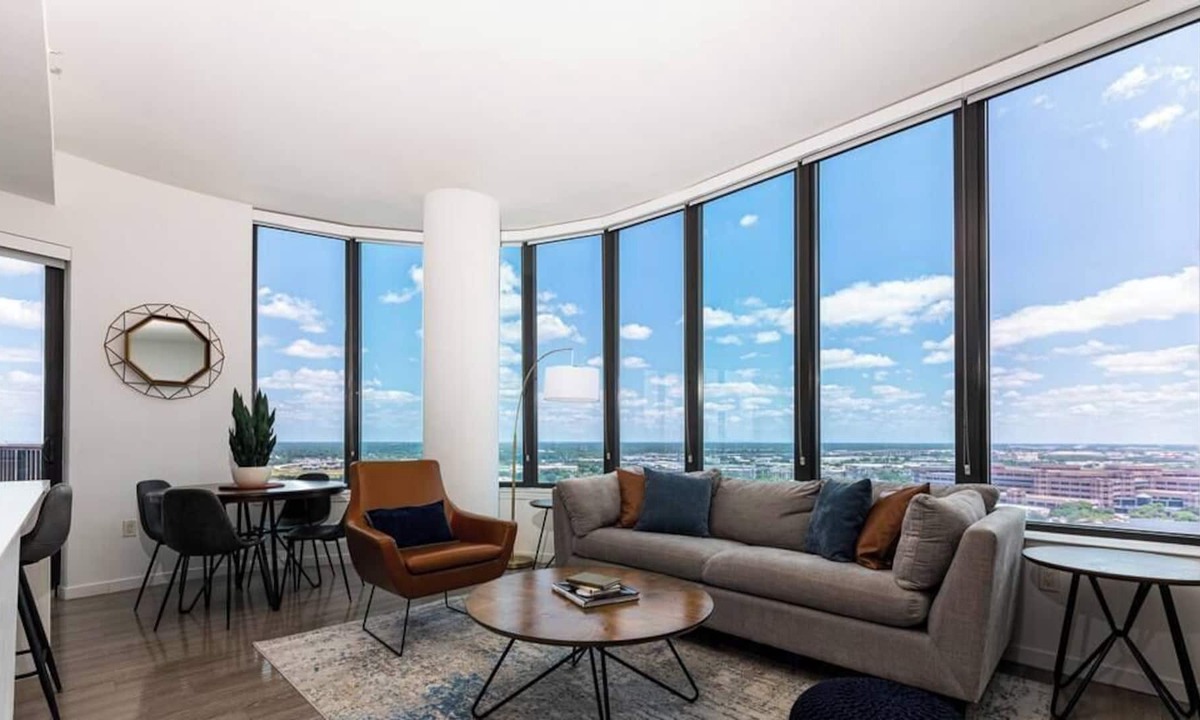 Texas Medical Center Apartment | The Modern Chic | TMC | RICE | Hermann Park | NRG