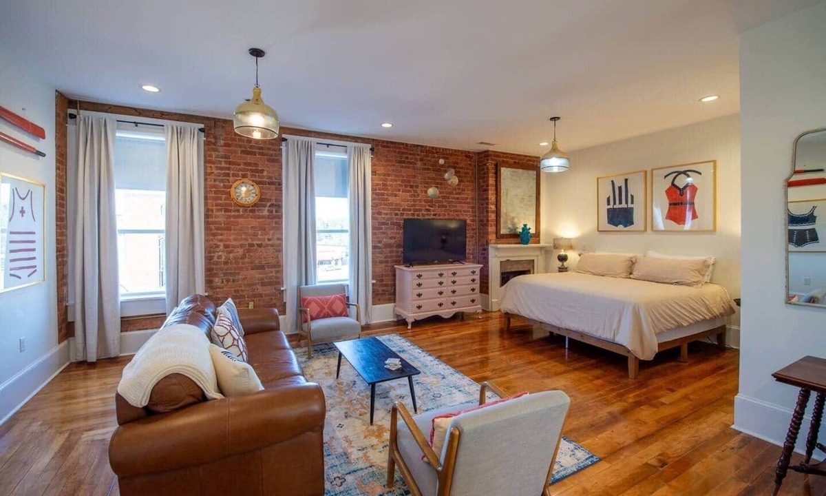 Seneca Apartment | The Nest Above -Bluebird (studio)