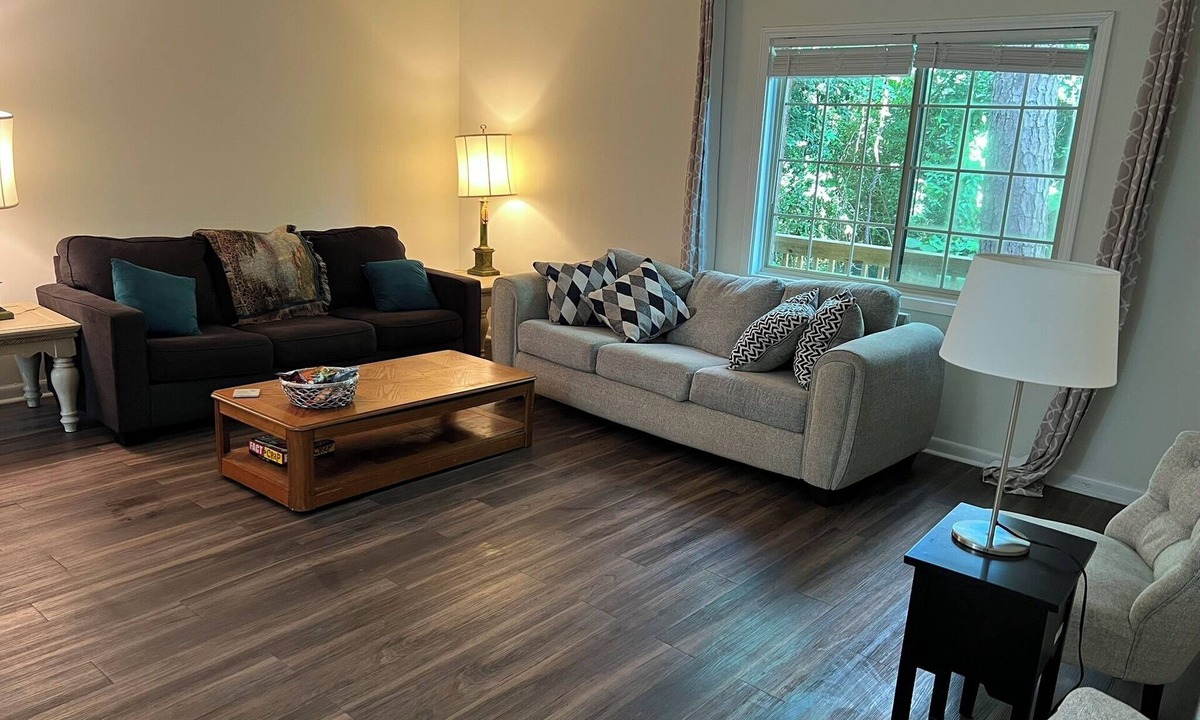 Atlanta Apartment | The Peaceful Peach 2BR/2 full baths, entire convenient luxury-loaded apt