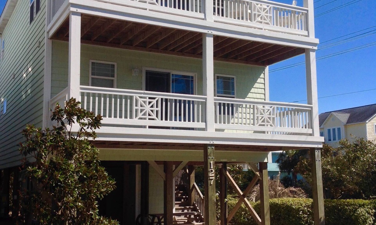 Surf City House | *THE Perfect Beach Home Away From Home*Linens Included*
