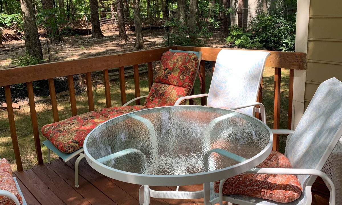 Greensboro House | The Perfect Gem!! 4 Bedrms. Luxury Home.Don’t Miss this one!!!