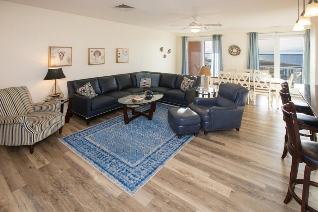 Sandbridge Apartment | The Sanctuary - Ocean Fun A220