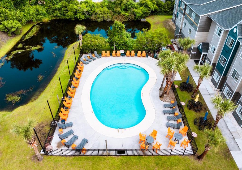 North Carolina Coast Hotel | The Windstar Hotel - Carolina Beach