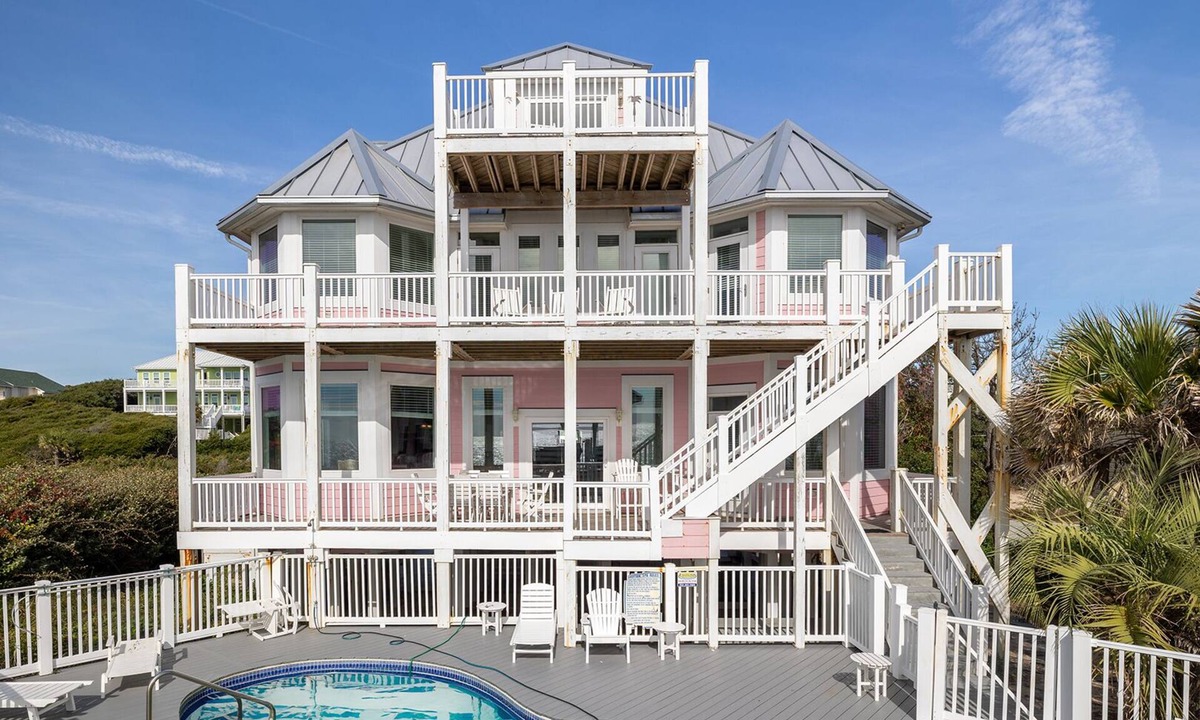 Emerald Isle House | Tickled Pink, Oceanfront Home in Emerald Isle, NC!