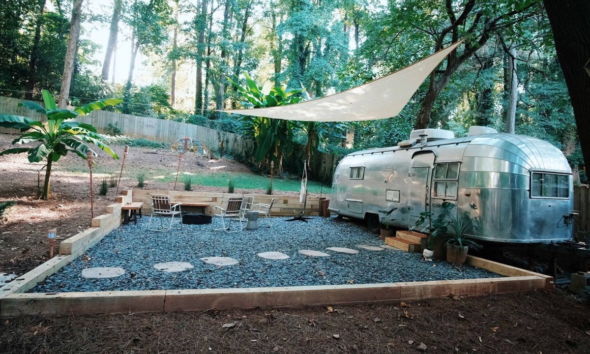 DeKalb County House | Tiki-Style Airstream Rental Perfect for a Weekend Getaway in Atlanta