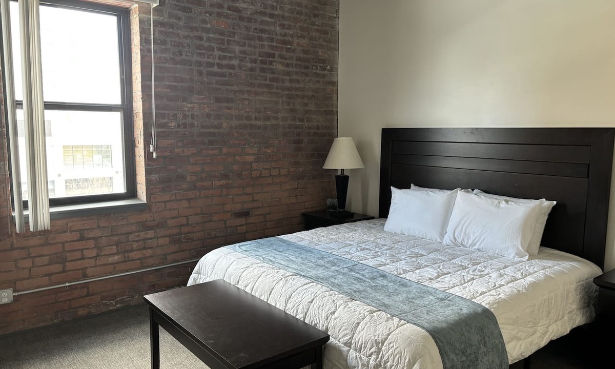 Downtown Toledo Apartment | Toledo Tranquility: Luxe 2-Bed Retreat - Your Perfect Stay Awaits! ADA compliant