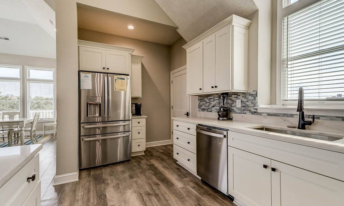 Pine Island House | Too Ra Loo| 490 ft from the beach | Private Pool, Hot Tub | Corolla