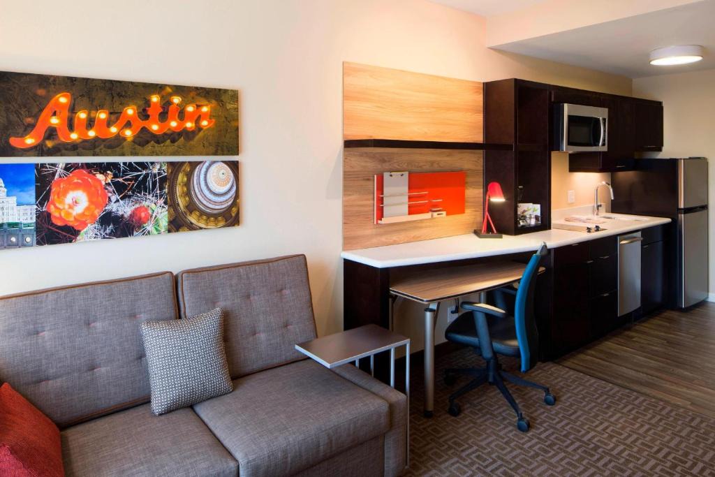 McNeil Hotel | TownePlace Suites by Marriott Austin Round Rock