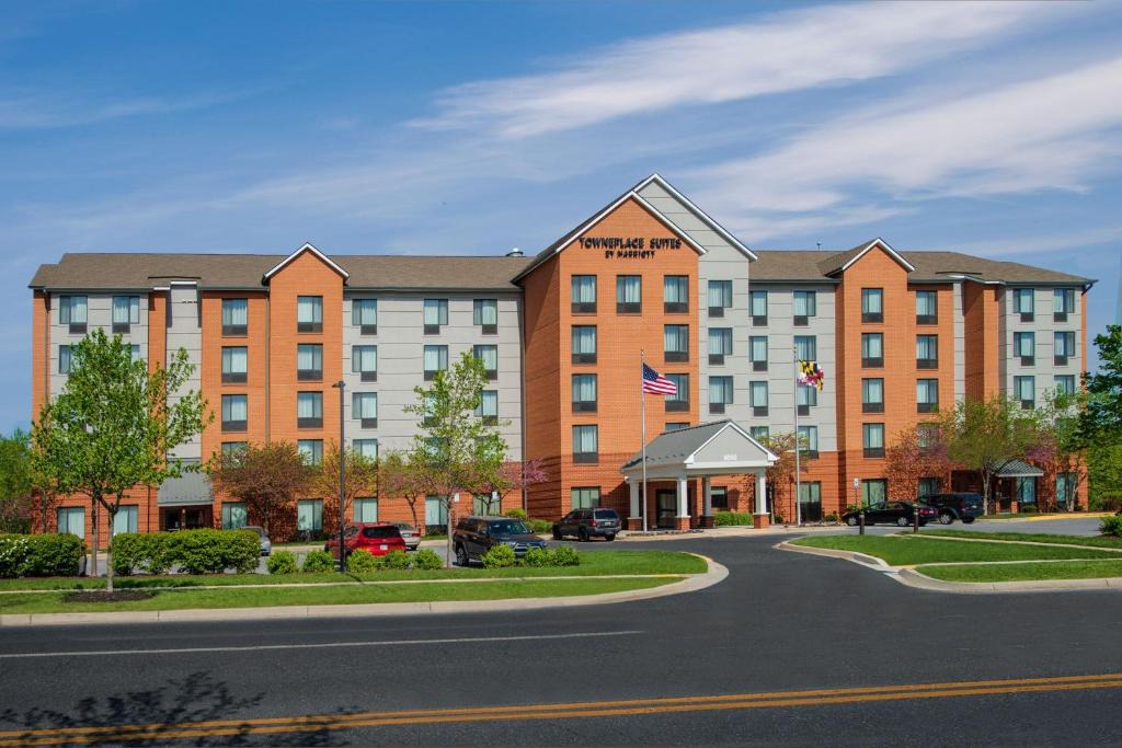 Ballenger Creek Hotel | TownePlace Suites by Marriott Frederick