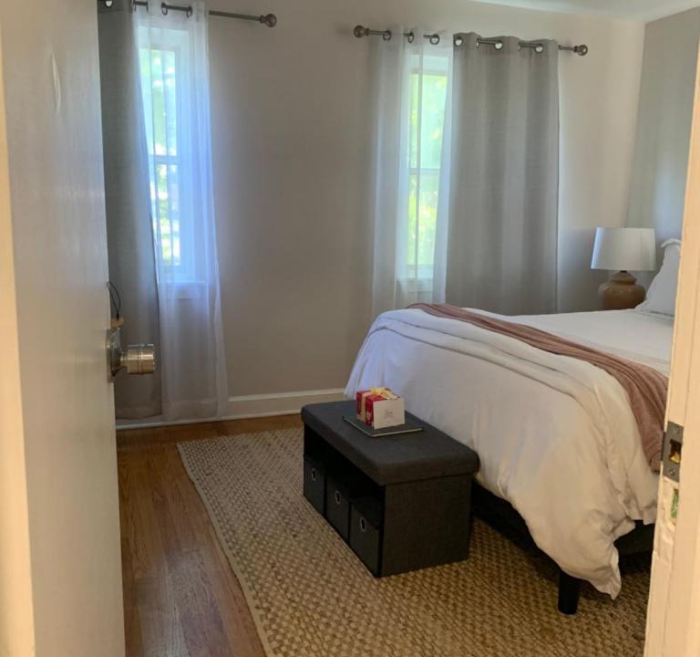 Southeast Apartment | Travelers House - 2 Bedroom,1 Bathroom - 2 Miles to Capitol Hill
