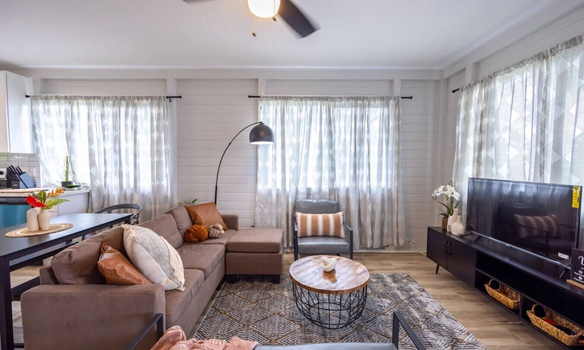 Hilo Cottage | Tropical Haven - 2BR Hilo