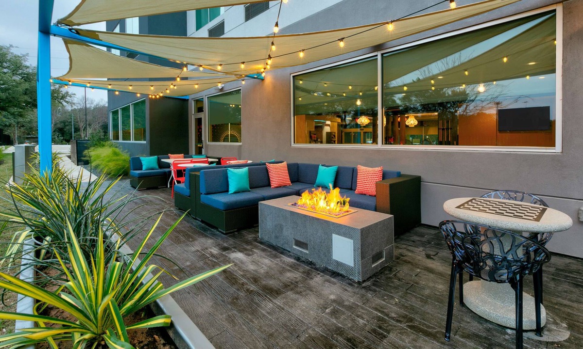 McNeil Hotel | Tru By Hilton Austin NW Arboretum, TX