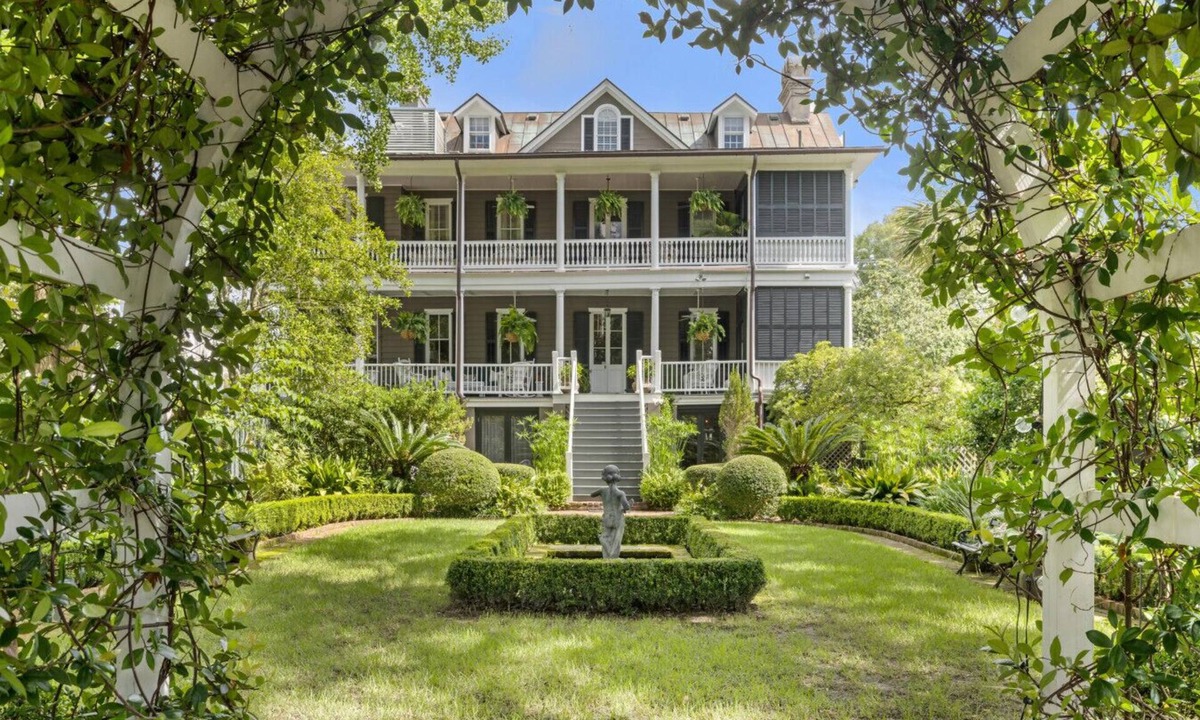 South of Broad House | True Southern Historic Charm by the Battery with Enchanting Charleston Gardens