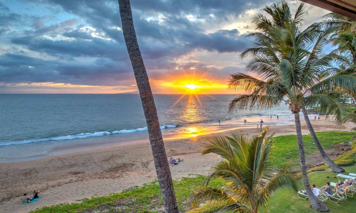 Kihei Condo | Ultimate Oceanfront Luxury-Private penthouse in South Maui-Perfect for families