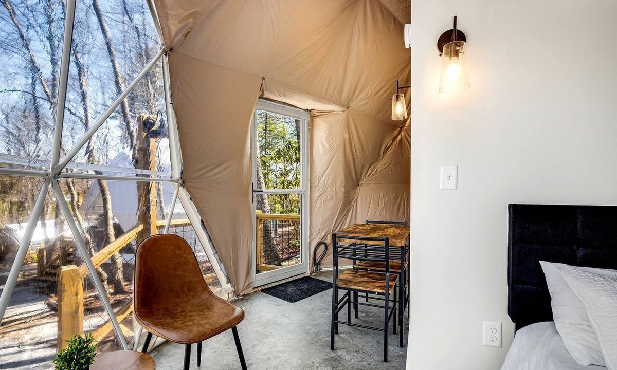 Rosman Cabin | Unique Dome for a Romantic Escape Surrounded by the Peaceful Sounds of Nature in Rosman, North Carolina