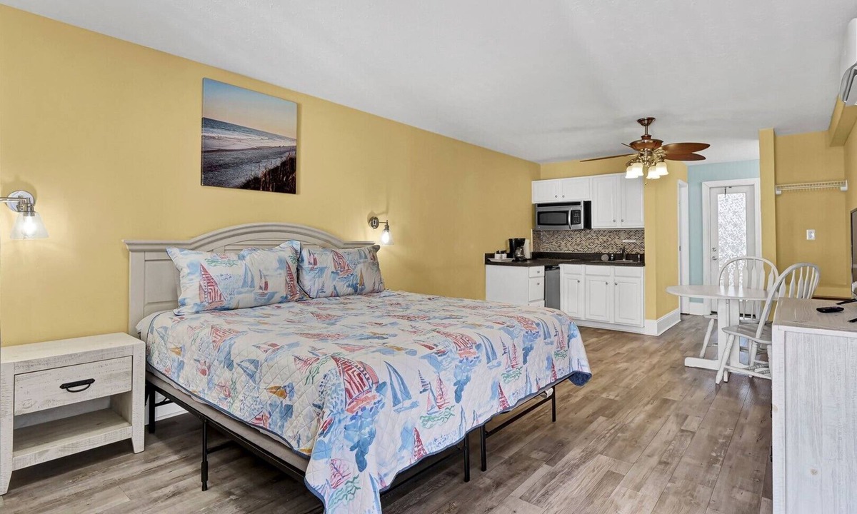 Surf City Hotel | Unit 103SD at Tiffany's Motel