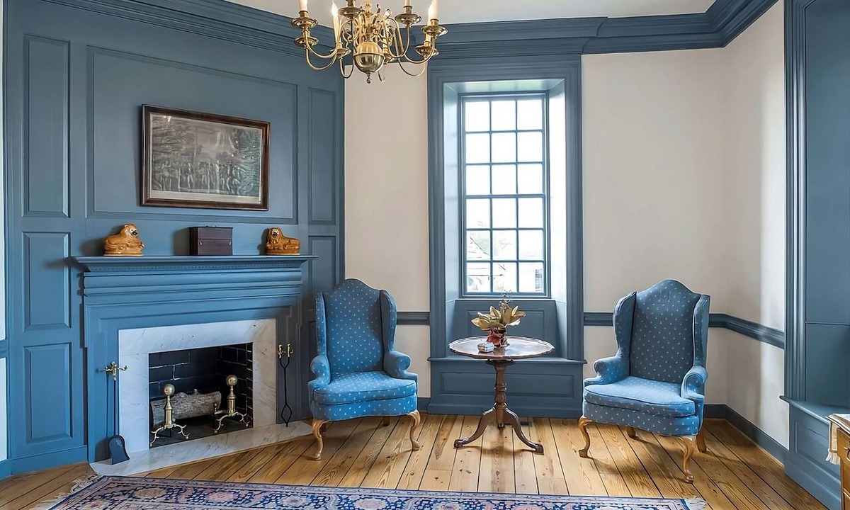 Berkeley Hotel | Unwind and Relax! Indoor & Outdoor Pools, Kitchen, Free Parking On-site!