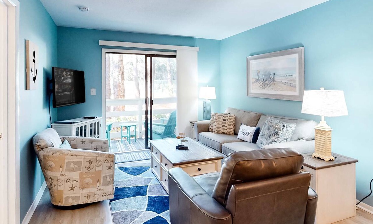 Folly Field Condo | Updated, ground-floor island condo with pools, hot tub & tennis - steps to sand