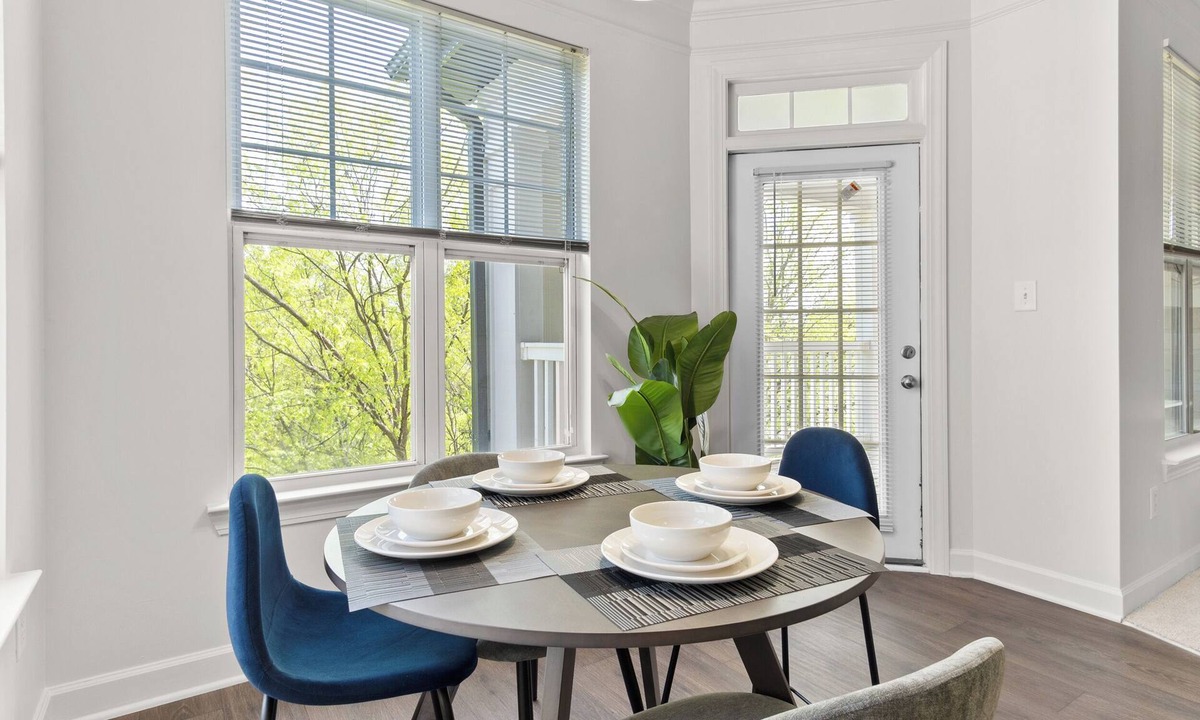 Cary Apartment | Upscale King 2BR Suite Downtown Raleigh