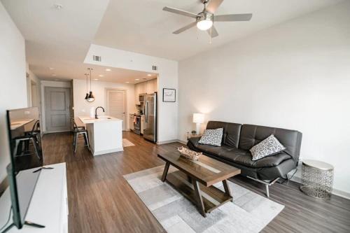 Third Ward Apartment | Uptown Furnished Apartments near BOA Stadium apts