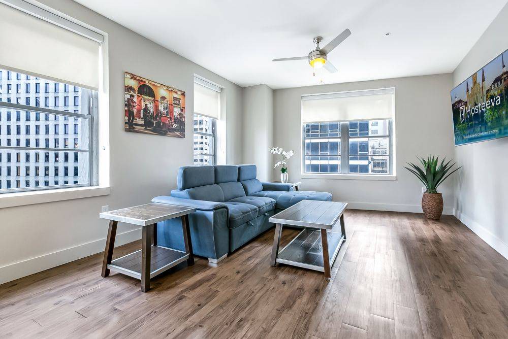 Central Business District Hotel | Spacious Modern 1BR Condo in California Building by Hosteeva