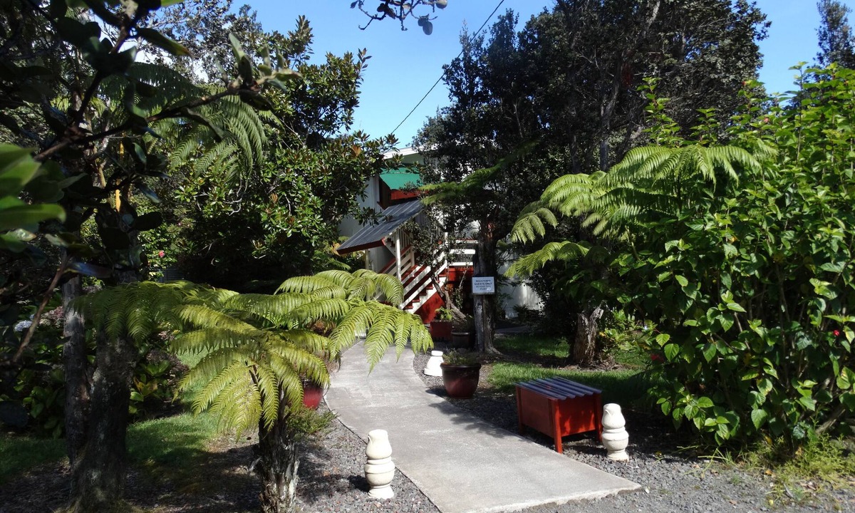 Volcano House | Volcano Hale