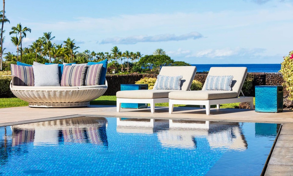 Kaupulehu House | Waiulu Ocean & Golf View Estate Hualalai