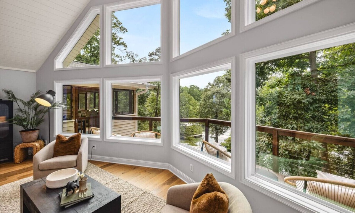 Gainesville House | Wake. Lake. Repeat. European Designed Stay (MAJOR INTERNATIONAL SPORTING EVENT)