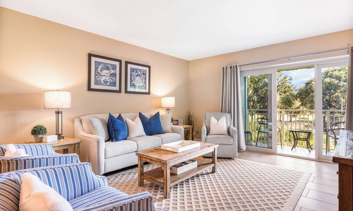 Sea Pines Condo | Walk to Beach Club, Pet Friendly, Open Plan and Golf View