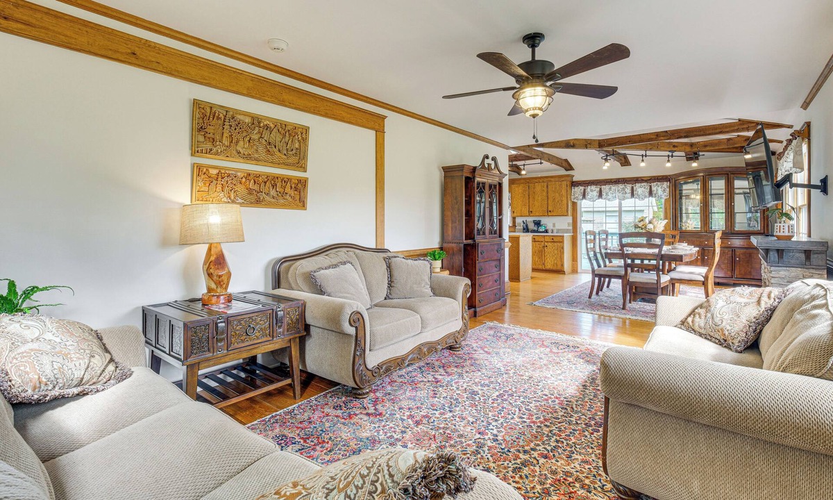 Warsaw House | Walk to Dtwn Warsaw: Family Home w/Deck!
