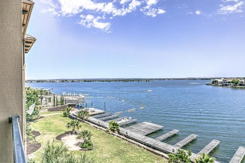 Horseshoe Bay House | Waterfront Condo on Lake LBJ with Pool & Views