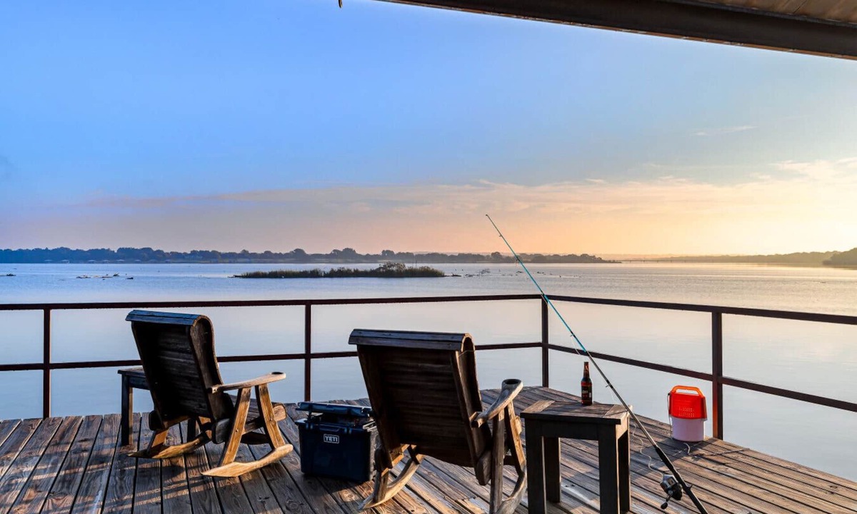 Dennis House | Waterfront Gem w/Deck & Private Dock