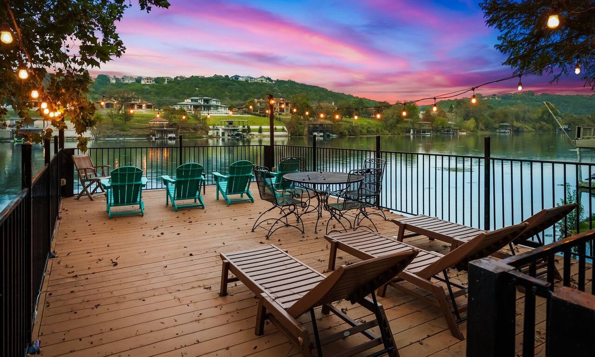 Apache Shores House | *Waterfront* Lake Austin Home ~Boat Slip~ Hot Tub