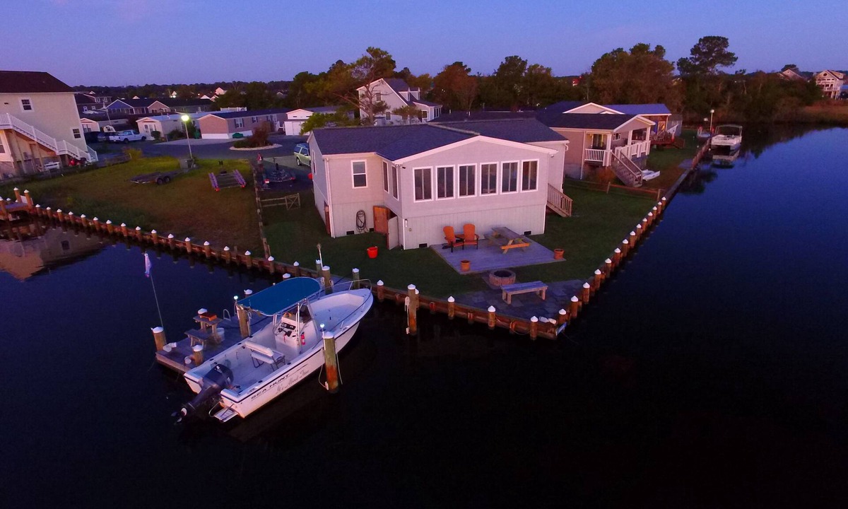 Selbyville House | WATERFRONT! Open View Private pier Crab/Kayak/Boat/SUP Peace/Quiet mins 2 beac