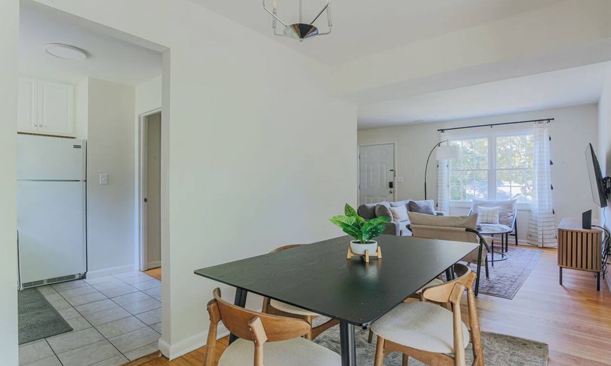 Jefferson Park Avenue Apartment | Westerly Haven A