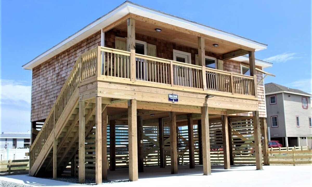 South Nags Head Cottage | Whalebone Oceanside 3 Bedroom Cottage A