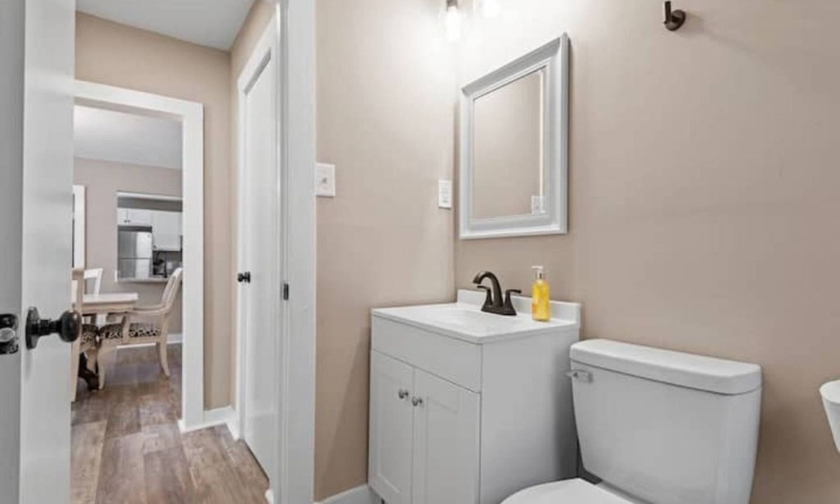 Williamsburg House | Williamsburg Cottage