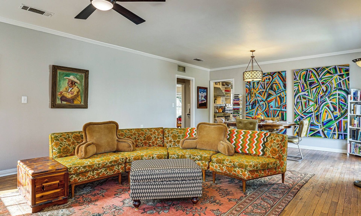 Fort Worth House | Work & Play in Fort Worth! Retro Home 5 Mi to TCU
