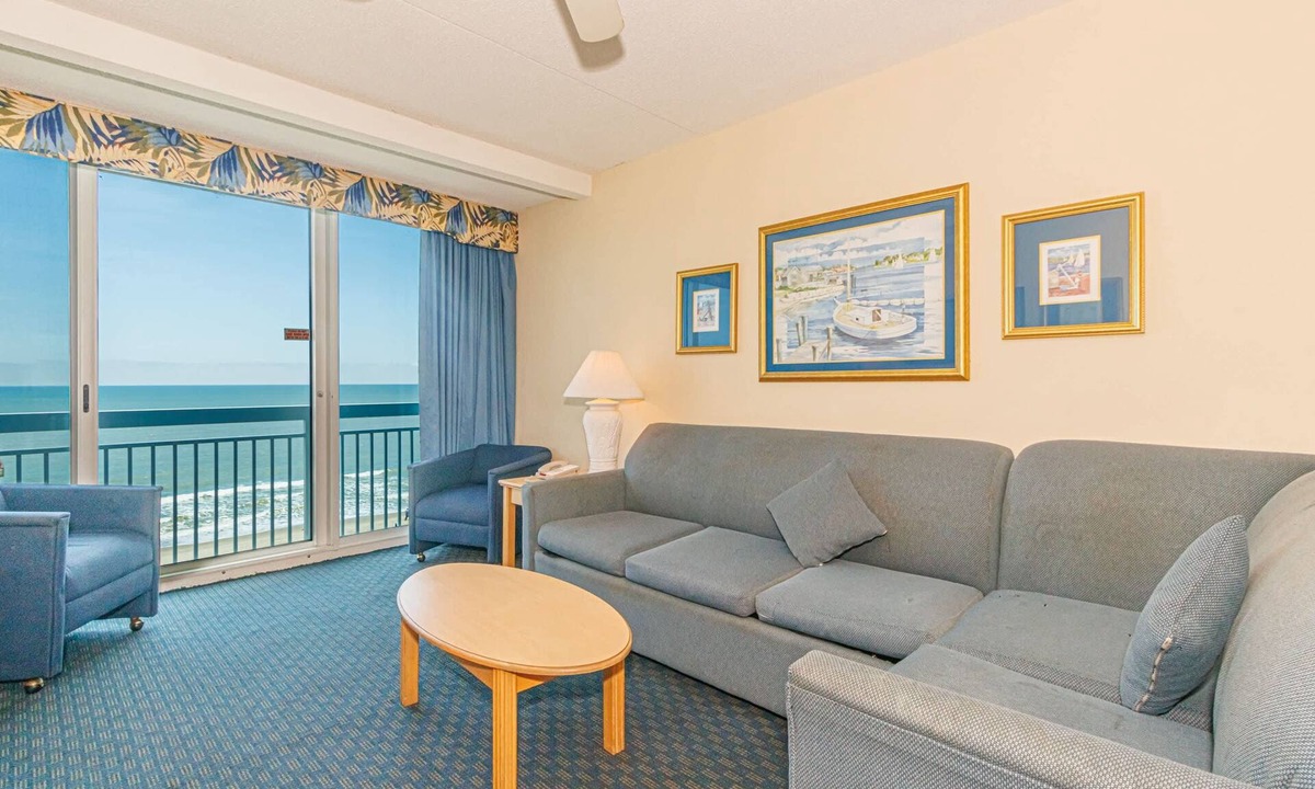 Downtown Myrtle Beach Condo | Yachtsman S207 2 BR
