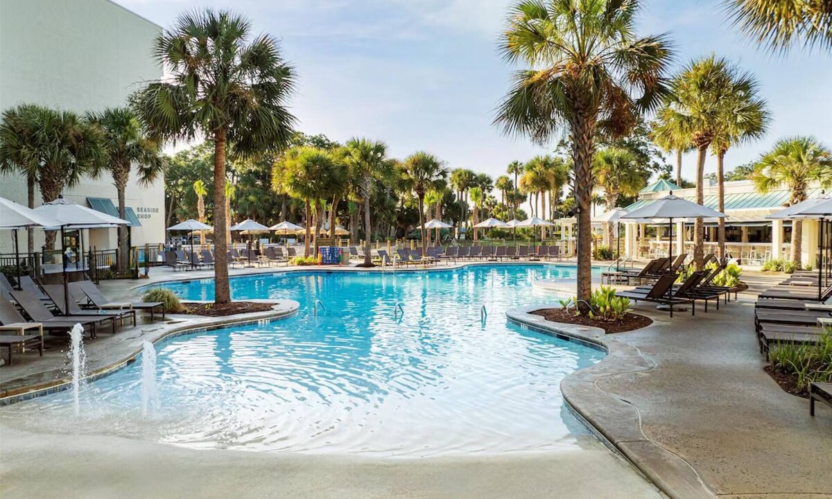 Shipyard Plantation Hotel | Your Home in Hilton Head Paradise! Garden View Unit w/Patio! Pools & Spa Onsite