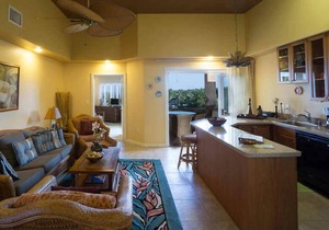 1 BR/2 BA Kona Coast Oceanfront Villa w/ Private Lanai, Walk to Beach