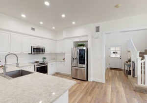 10781: Newly Upgraded and Refurnished 3 Bed, 2 1/2 Bath Townhouse in Coconut Plantation