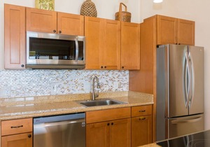 160 Ten Star Reviews out of 160, AMAZING, Maui Magic, A206 with AC, BEACHFRONT