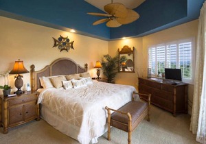 2 BR/2 BA Kona Coast Oceanfront Villa w/ Private Lanai, Walk to Beach