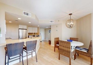 3231 Villamare